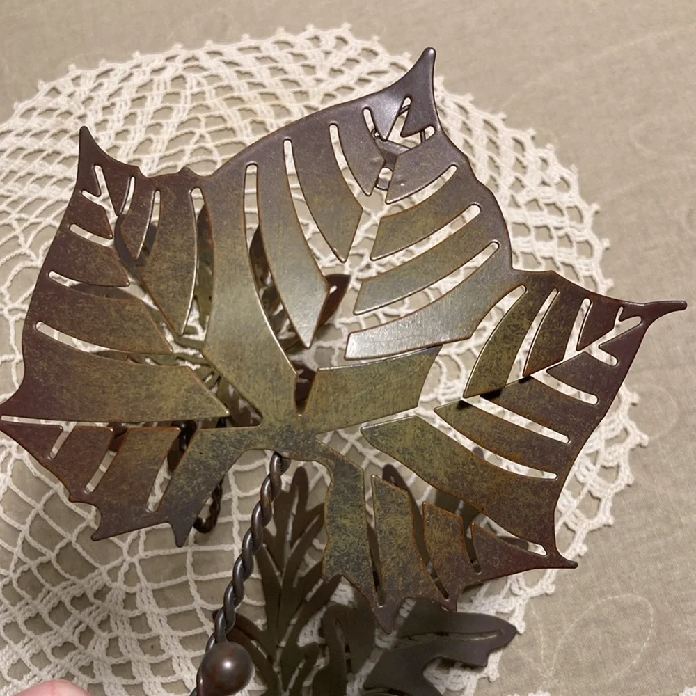 Decorative Metal Leaf Wall Hooks Set Of 3